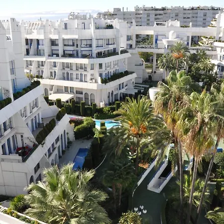 Marbella House Apartamento Duplex Exterior photo